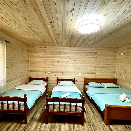 Lazer Cardaku 3* 瓦勒博内