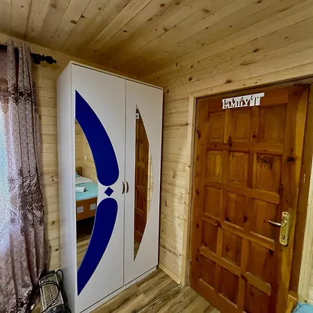 Bed & Breakfast Lazer Cardaku Valbone